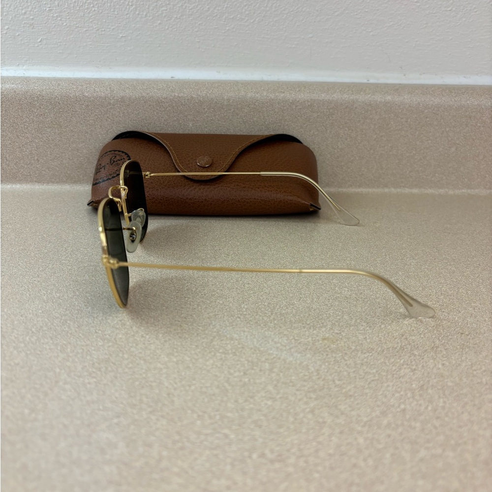 Ray-Ban sunglasses - Picture 3 of 3